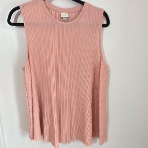 New Day sleeveless pleated light pink top.